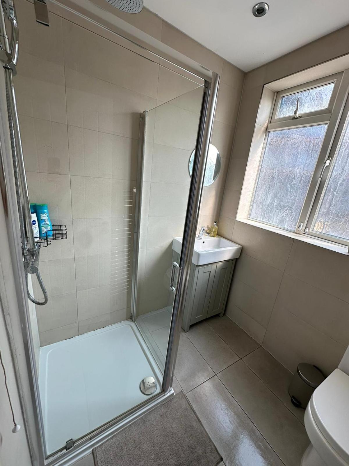 Central & Cozy 3Br Apt - High Chair - Free Parking London Exterior foto